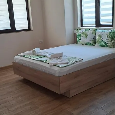 Appartement 2 *